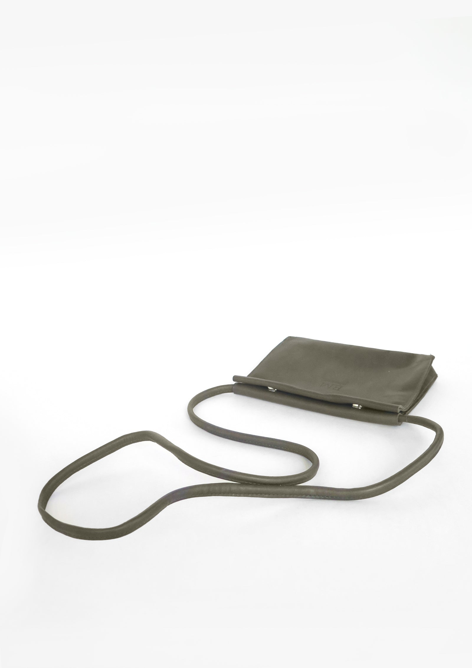 PRE-ORDER Cartera N.45 - Verde Musgo