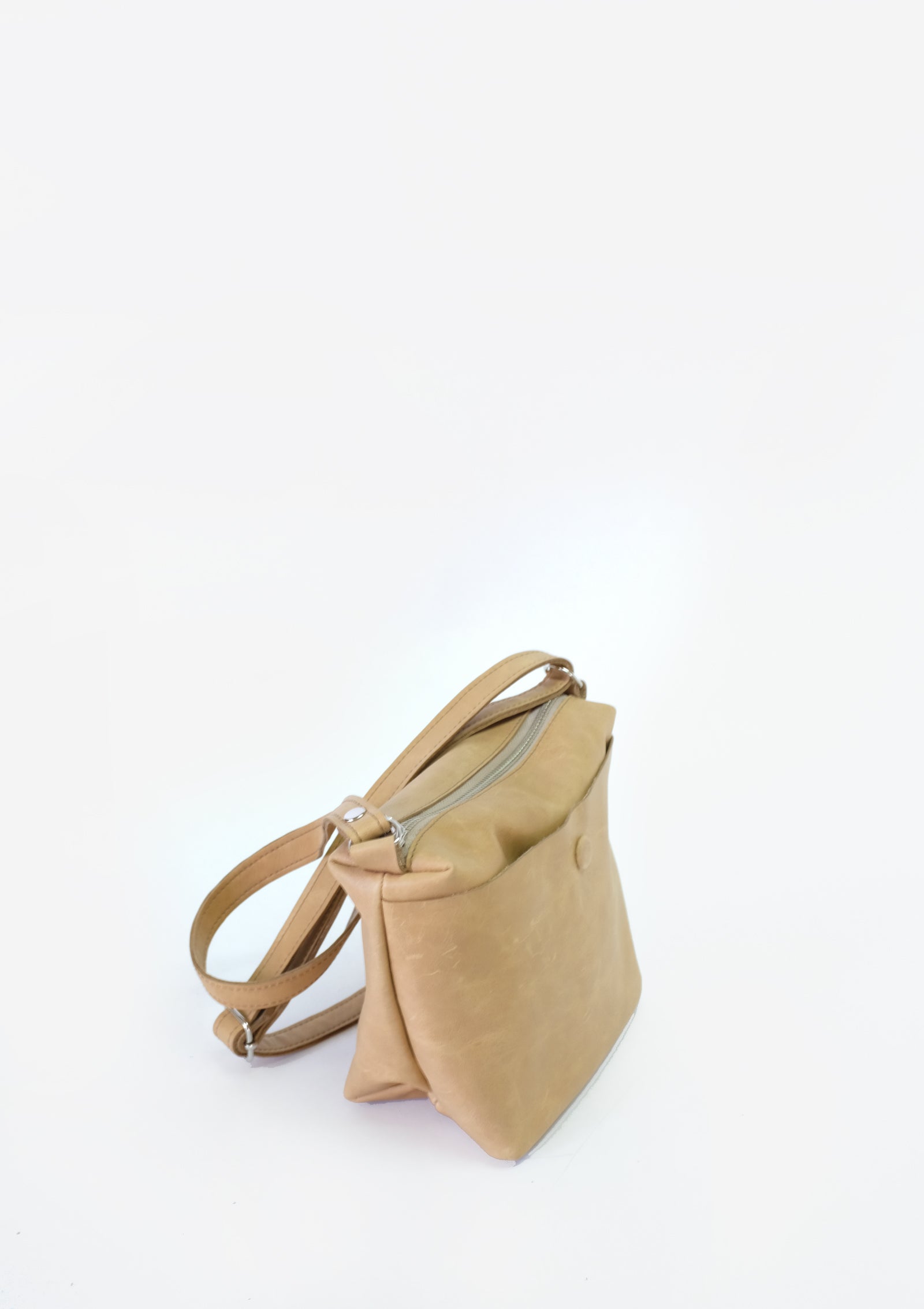 PRE-ORDER Cartera N.33 - Café Claro