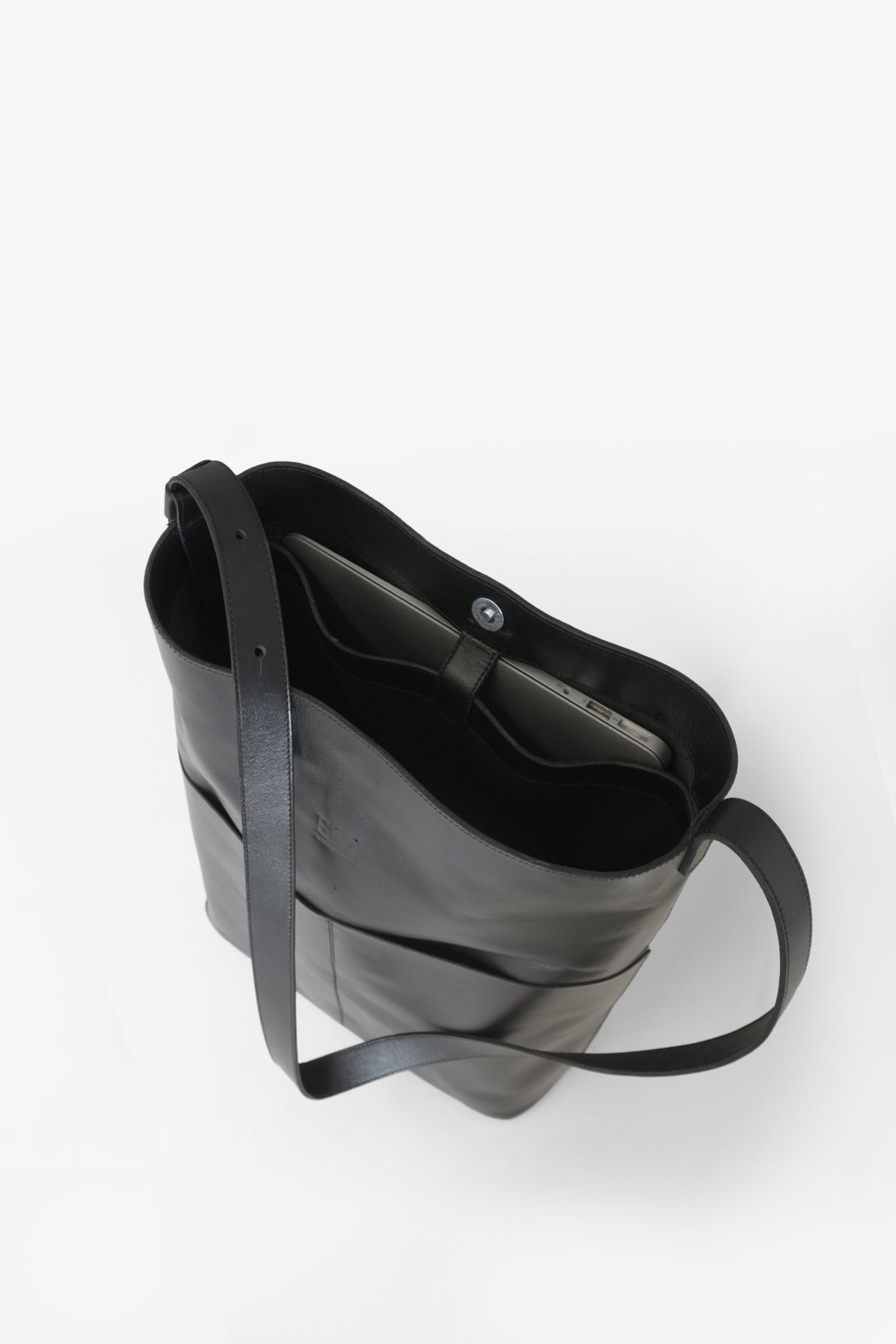 Tote N.23 - Negro