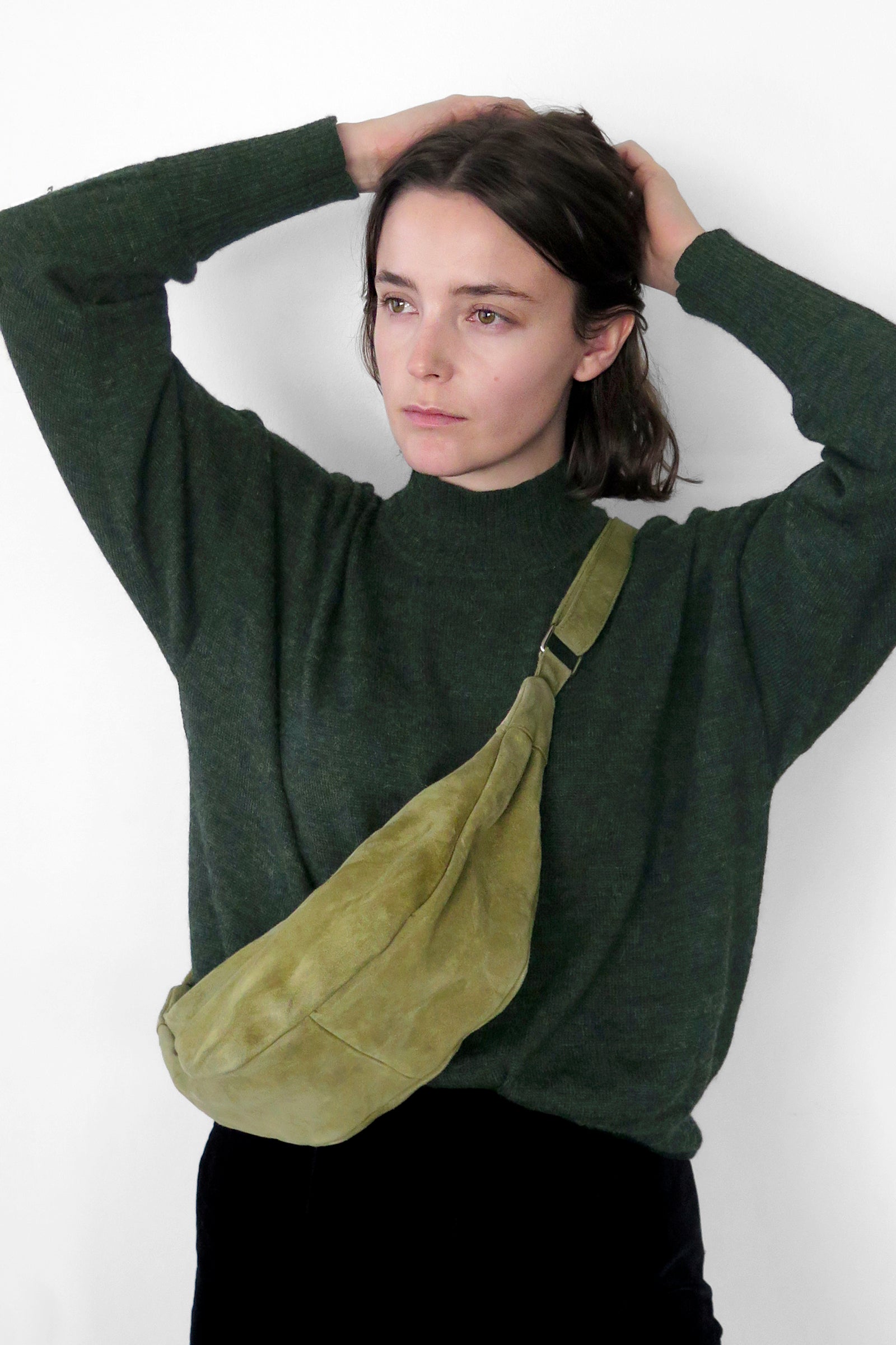 PRE-ORDER Banano N.4 - Verde Musgo Reno