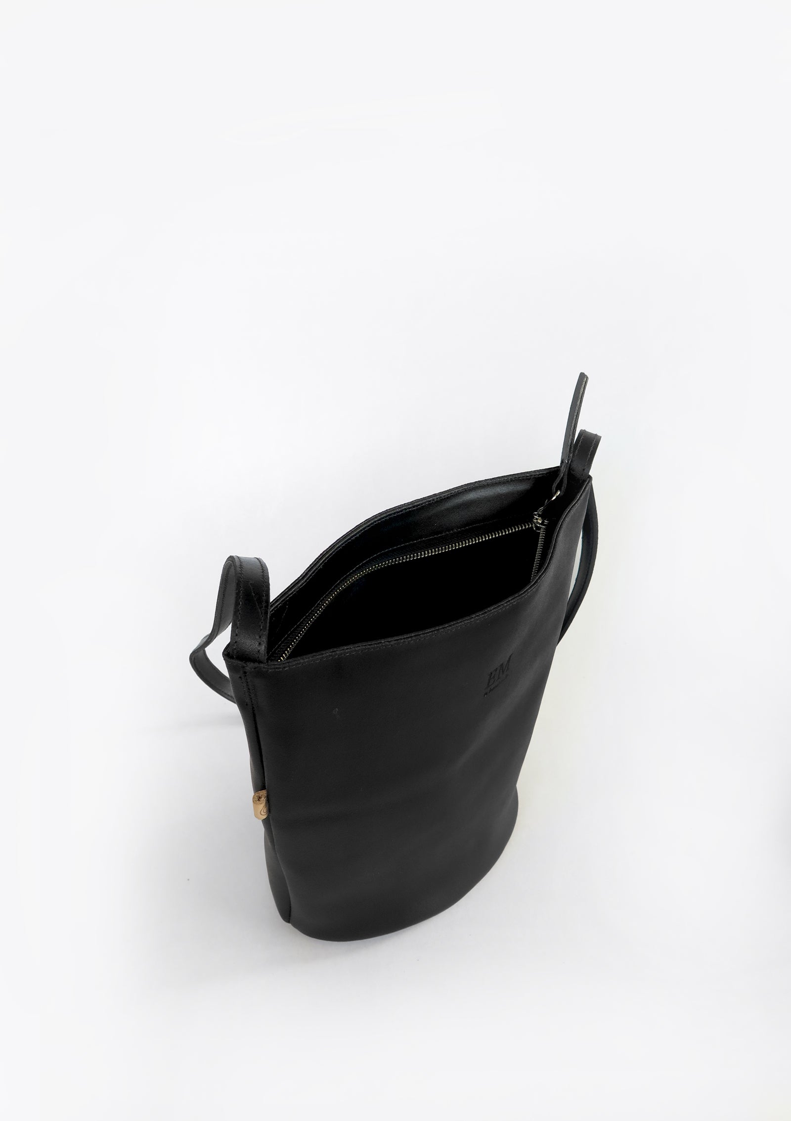 PRE-ORDER Cartera N.27 - Negro Brillante Grueso