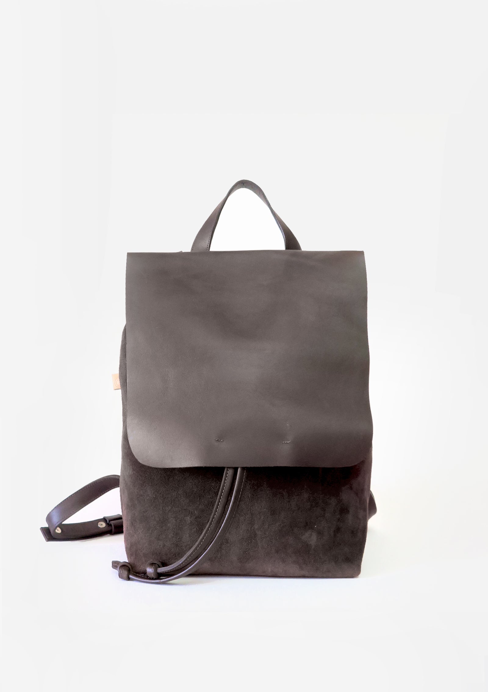 PRE-ORDER Mochila N.1 Med - Chocolate Reno