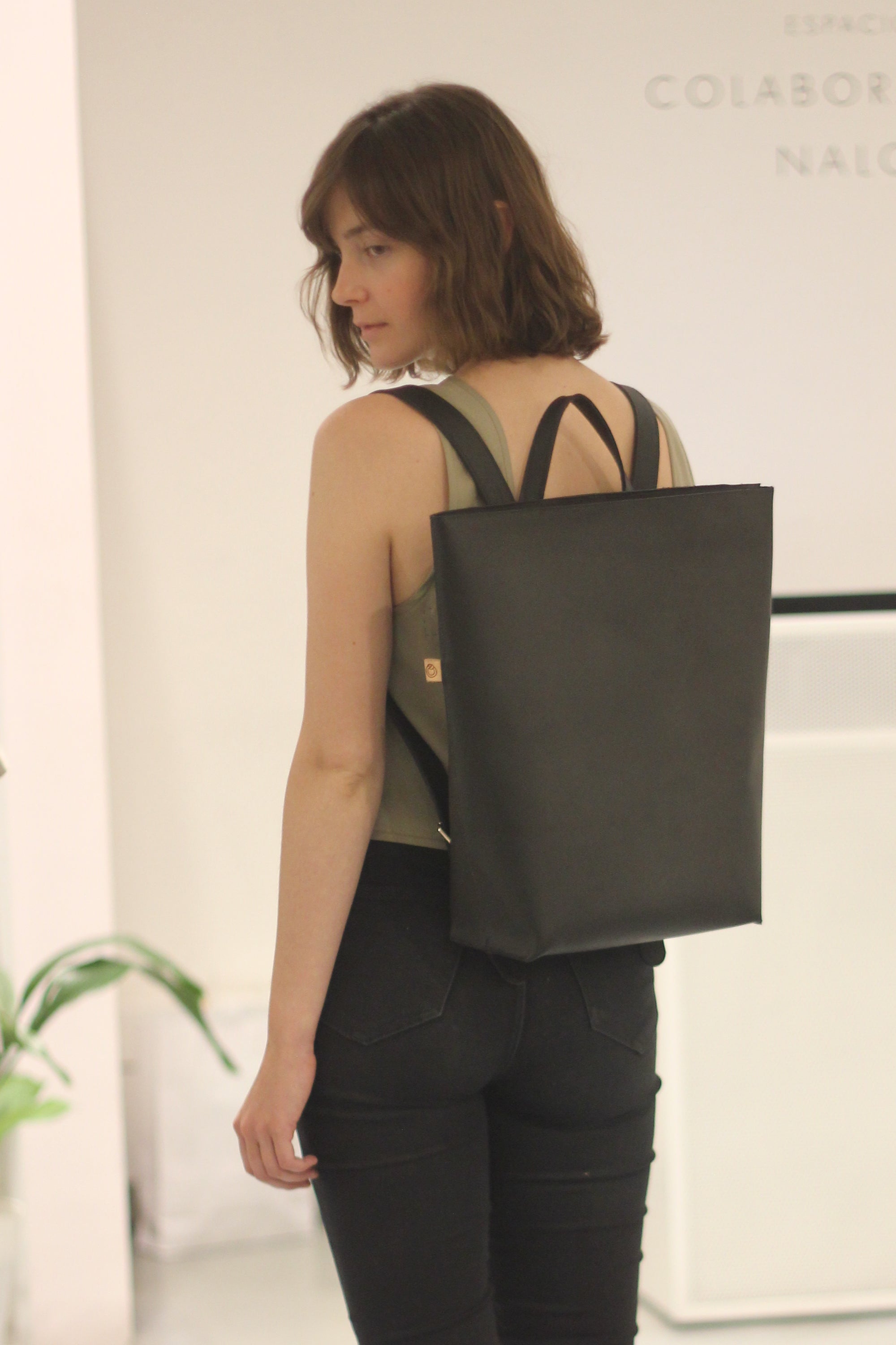 PRE-ORDER Mochila N.2 - Negro Grano Soft