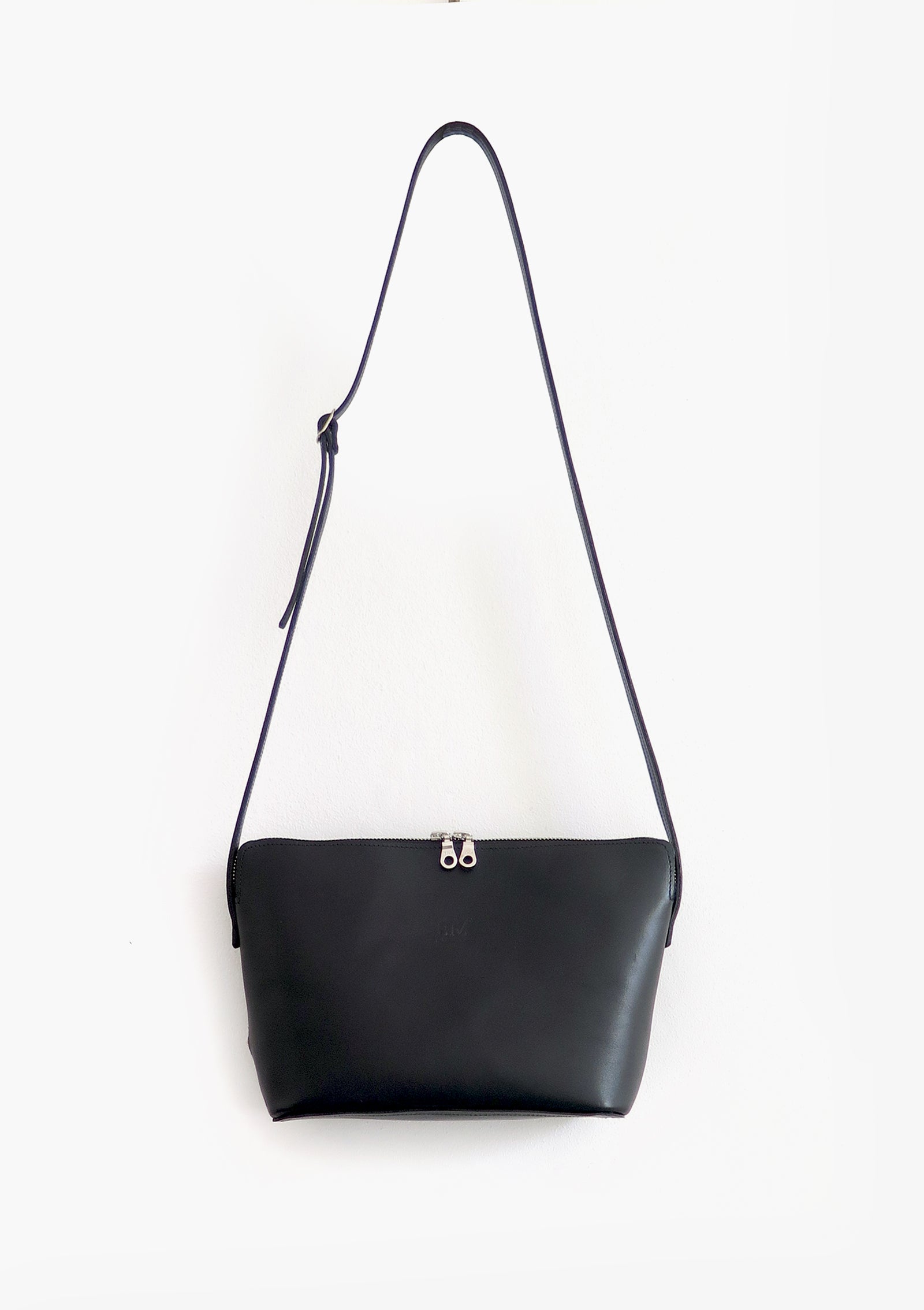 PRE-ORDER Cartera N.17 - Negro Brillante Grueso