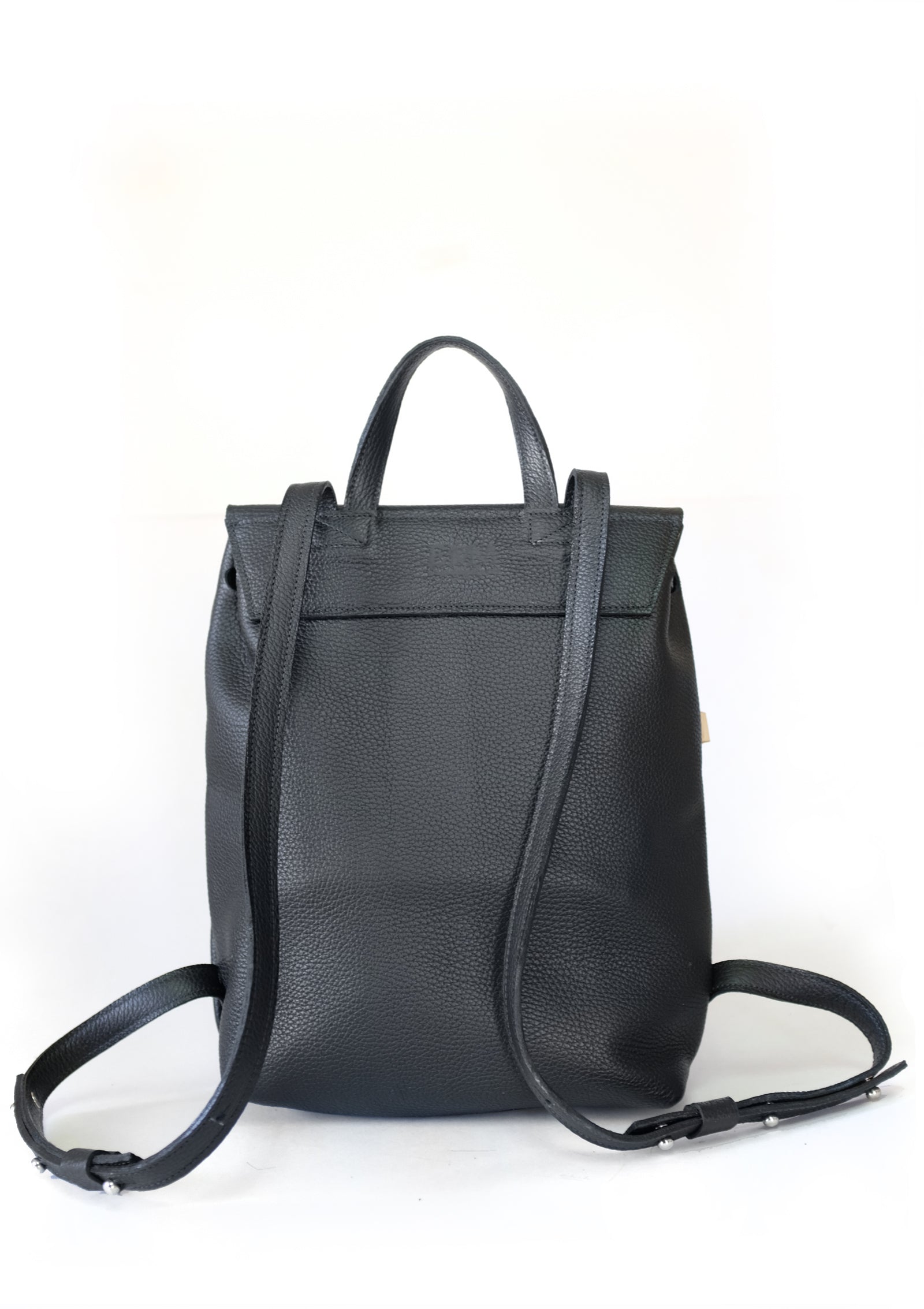 PRE-ORDER Mochila N.1 Med - Negro Grano Soft