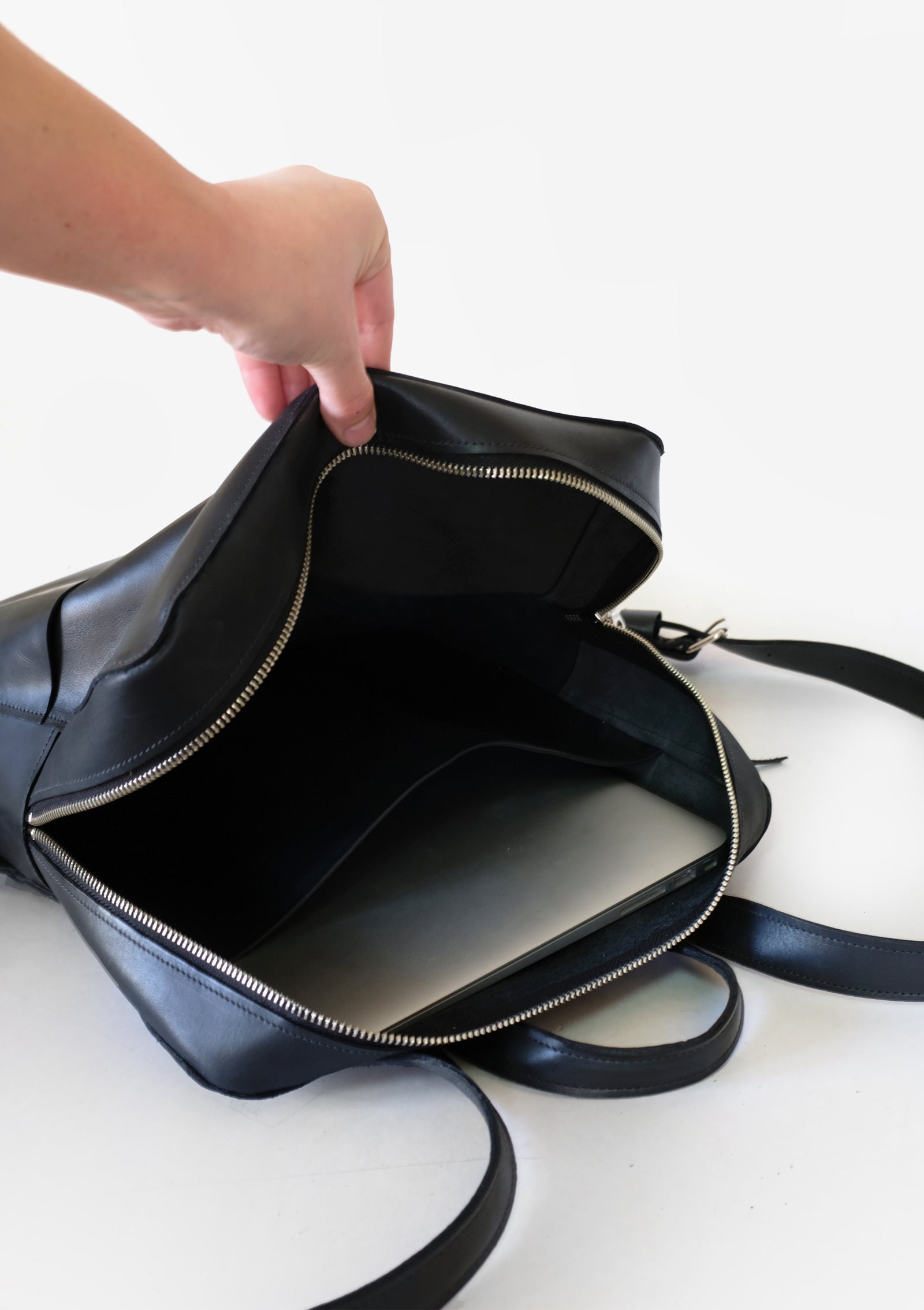 Mochila N.7 - Negro