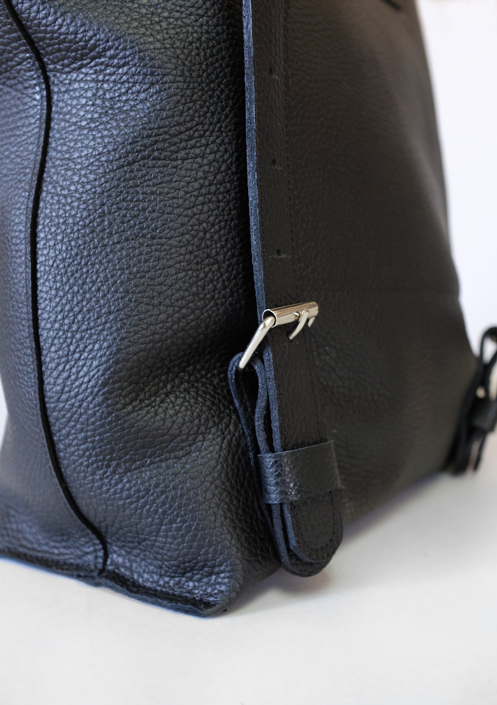PRE-ORDER Mochila N.2 - Negro Grano Soft