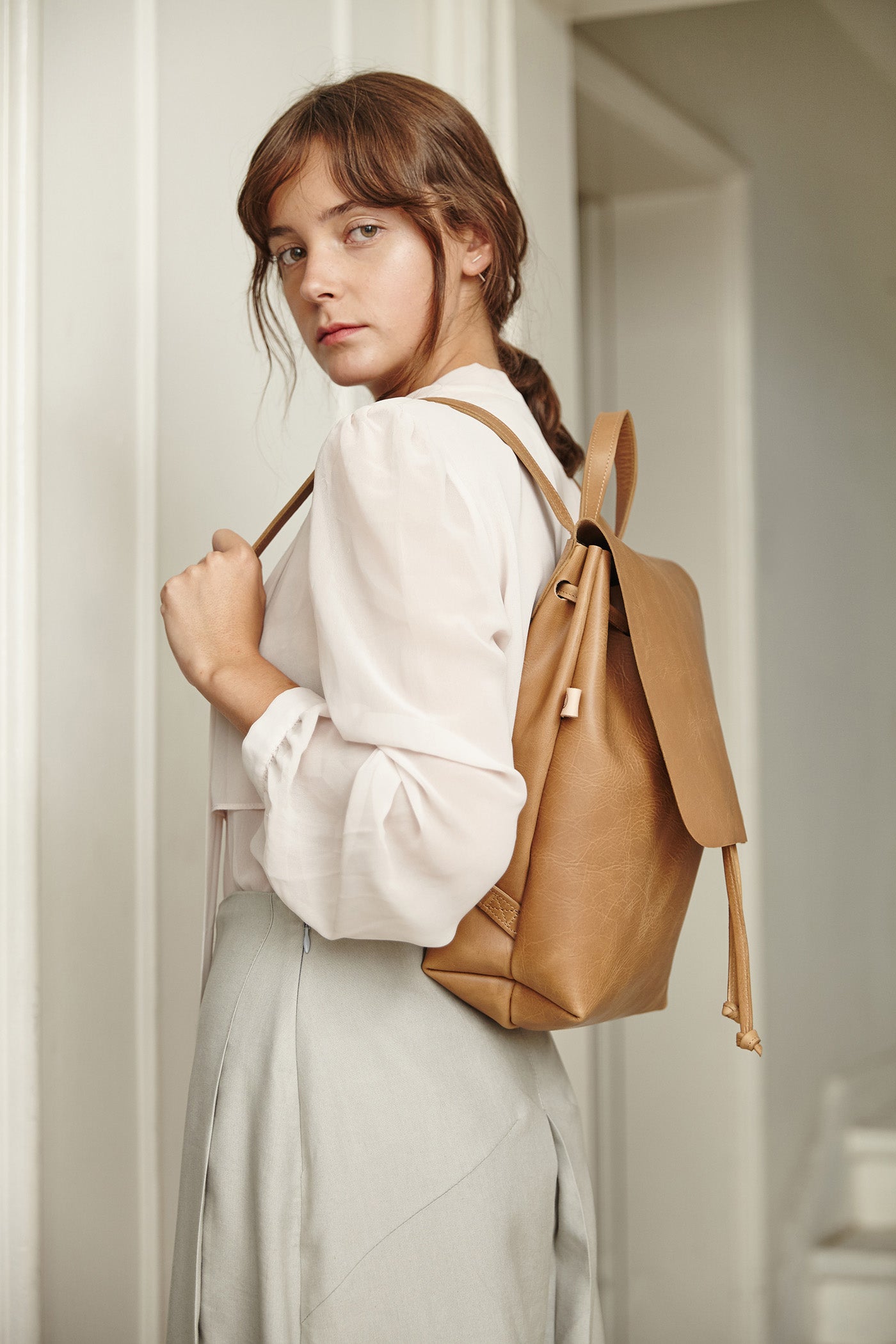 PRE-ORDER Mochila N.1 Med - Caramelo