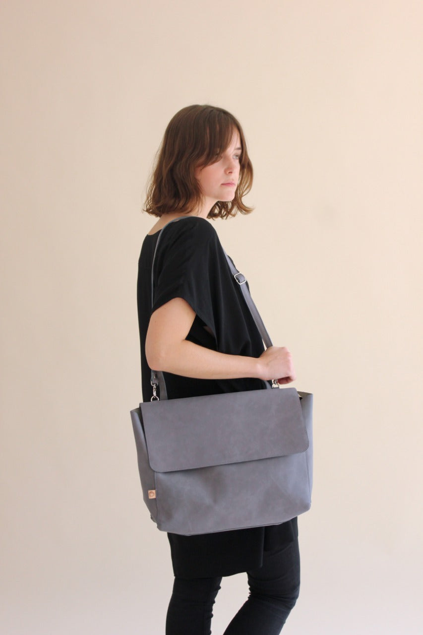 PRE-ORDER Cartera N.20 - Negro