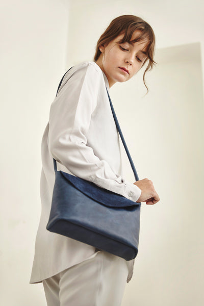 PRE-ORDER Cartera N.13 - Azul Marino