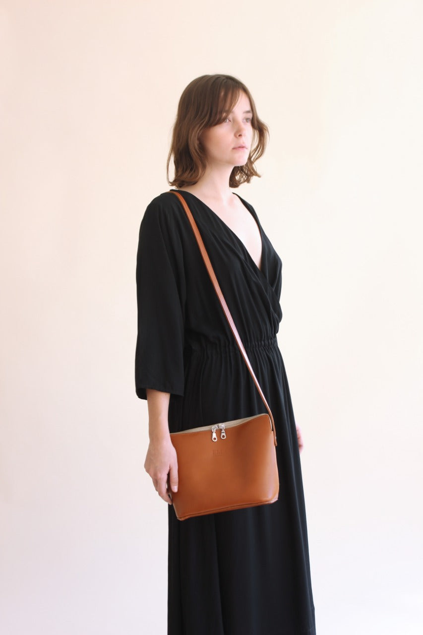 PRE-ORDER Cartera N.17 - Miel